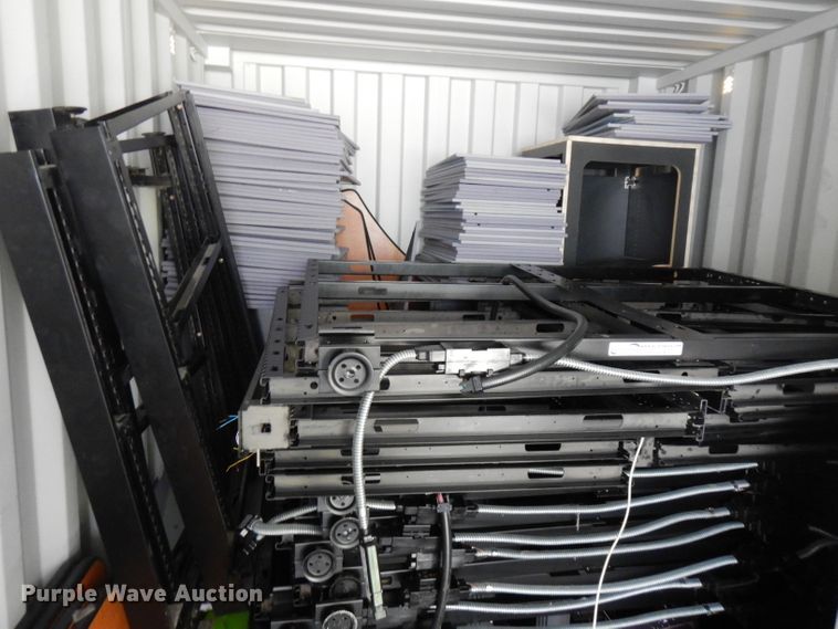 image for item HG9043 Xybix tables