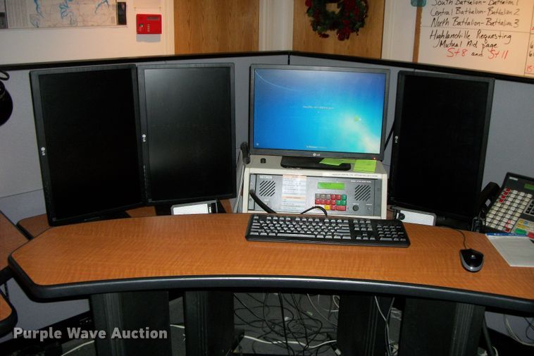 image for item HG9043 Xybix tables