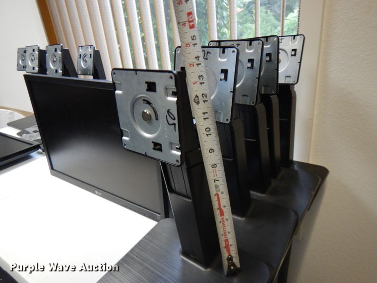 image for item HG9045 (6) monitors