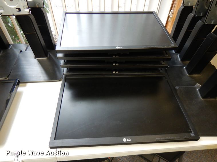 image for item HG9045 (6) monitors