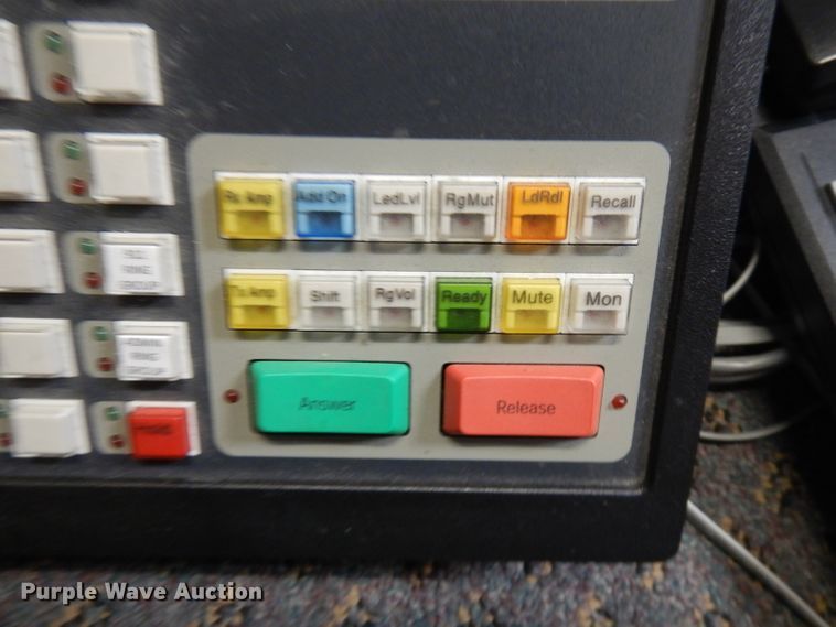 image for item HG9051 (4) 911 operator phones