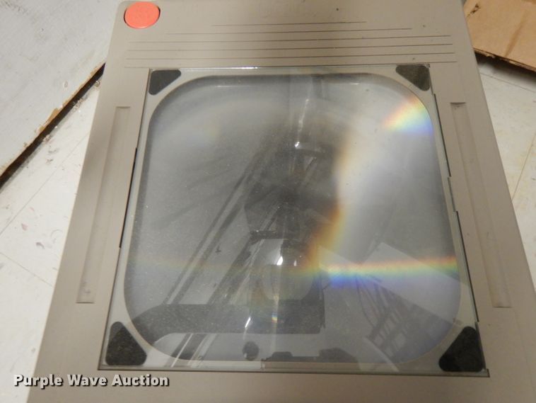 image for item HG9054 3M overhead projector