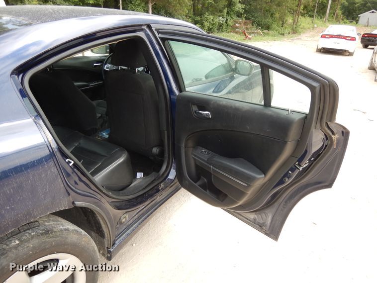 image for item HG9077 2014 Dodge Charger Police