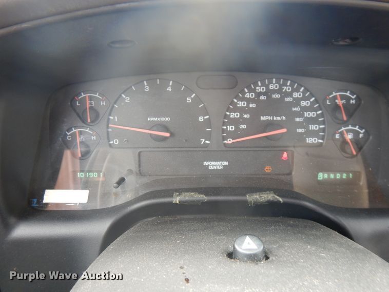 image for item HG9082 2002 Dodge Dakota Sport  Club Cab pickup truck