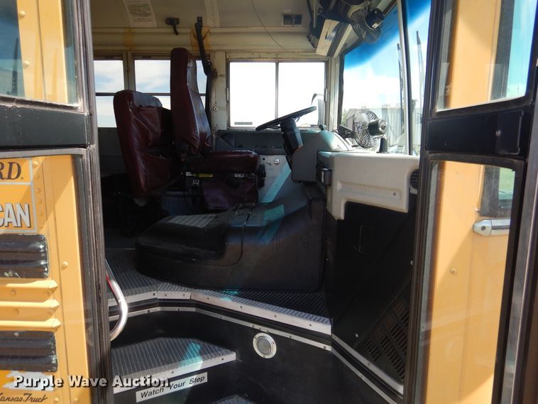 image for item HM9069 2004 Blue Bird All American FE  school bus