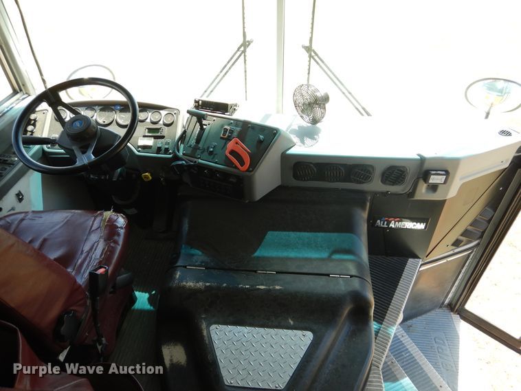 image for item HM9069 2004 Blue Bird All American FE  school bus