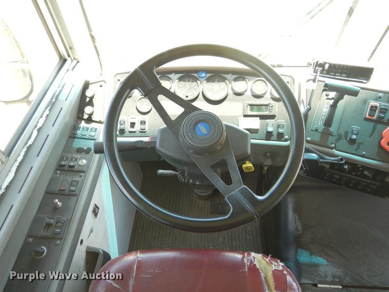 image for item HM9069 2004 Blue Bird All American FE  school bus