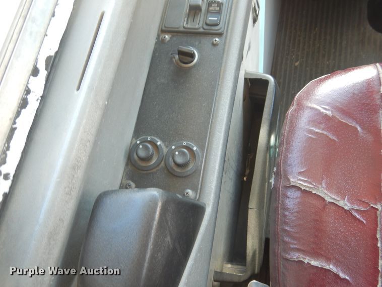 image for item HM9069 2004 Blue Bird All American FE  school bus