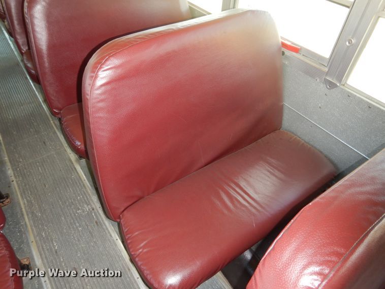 image for item HM9069 2004 Blue Bird All American FE  school bus