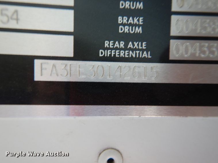 image for item HM9069 2004 Blue Bird All American FE  school bus