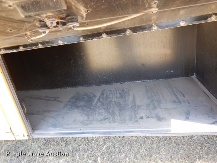 image for item HM9069 2004 Blue Bird All American FE  school bus