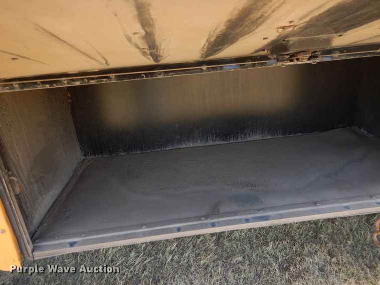 image for item HM9069 2004 Blue Bird All American FE  school bus