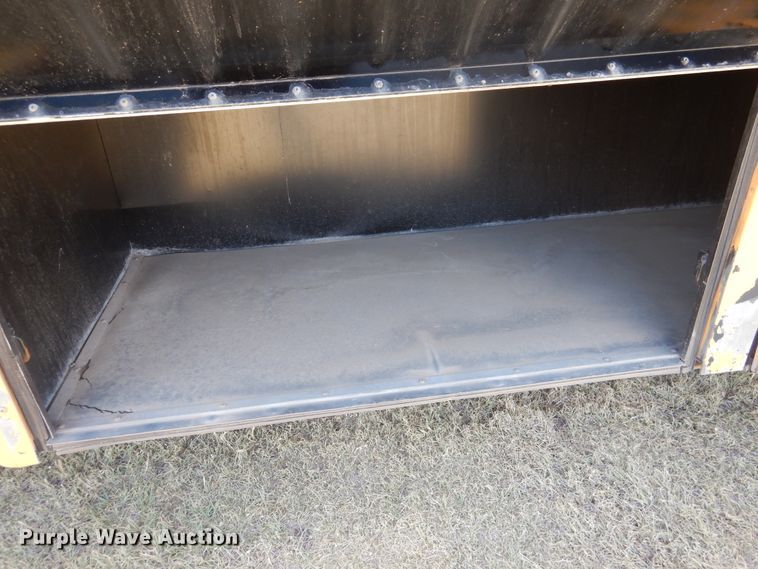 image for item HM9069 2004 Blue Bird All American FE  school bus