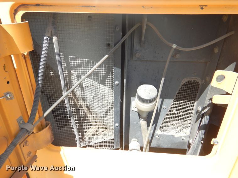 image for item HM9069 2004 Blue Bird All American FE  school bus