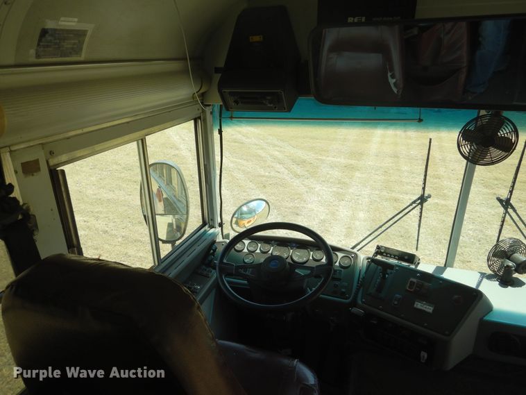 image for item HM9070 2004 Blue Bird All American FE  school bus