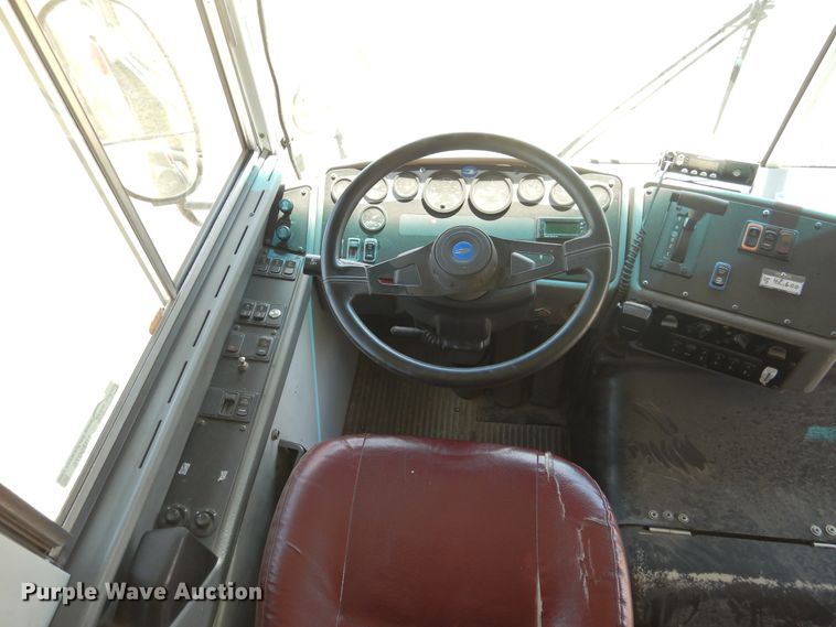 image for item HM9070 2004 Blue Bird All American FE  school bus