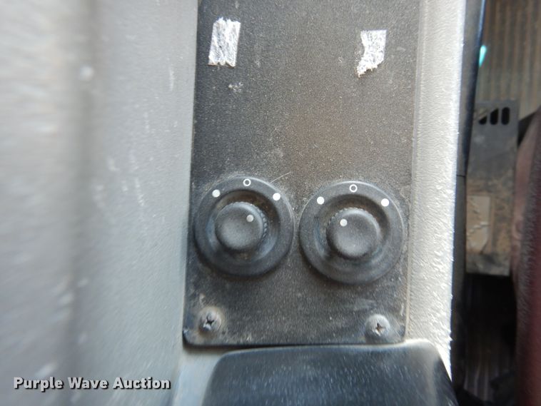 image for item HM9070 2004 Blue Bird All American FE  school bus