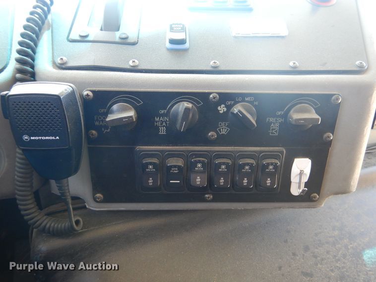 image for item HM9070 2004 Blue Bird All American FE  school bus