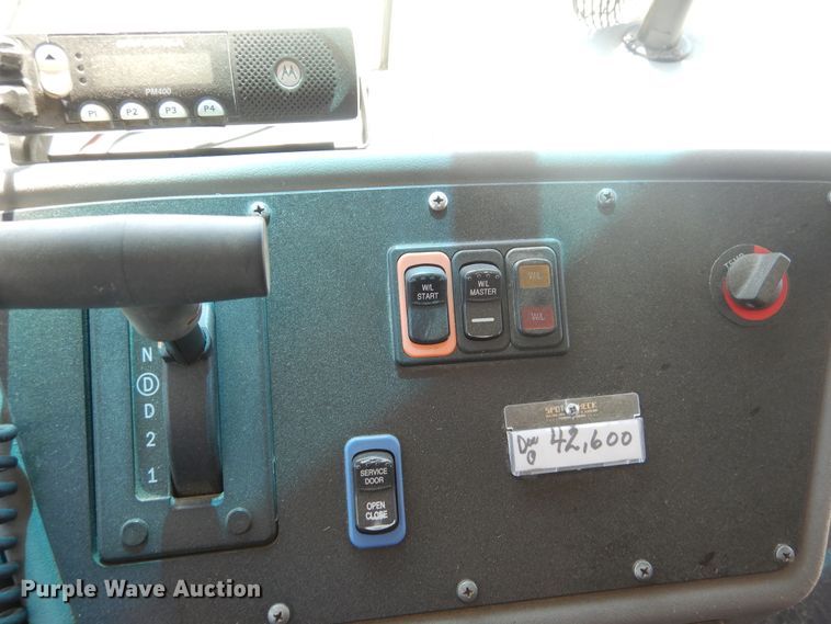 image for item HM9070 2004 Blue Bird All American FE  school bus