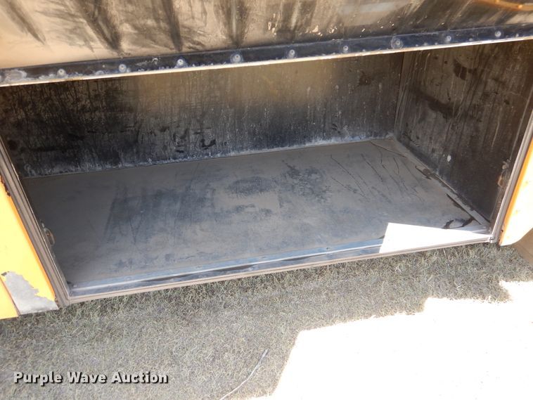 image for item HM9070 2004 Blue Bird All American FE  school bus