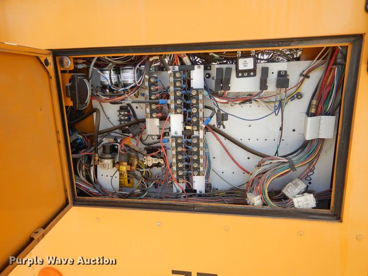 image for item HM9070 2004 Blue Bird All American FE  school bus