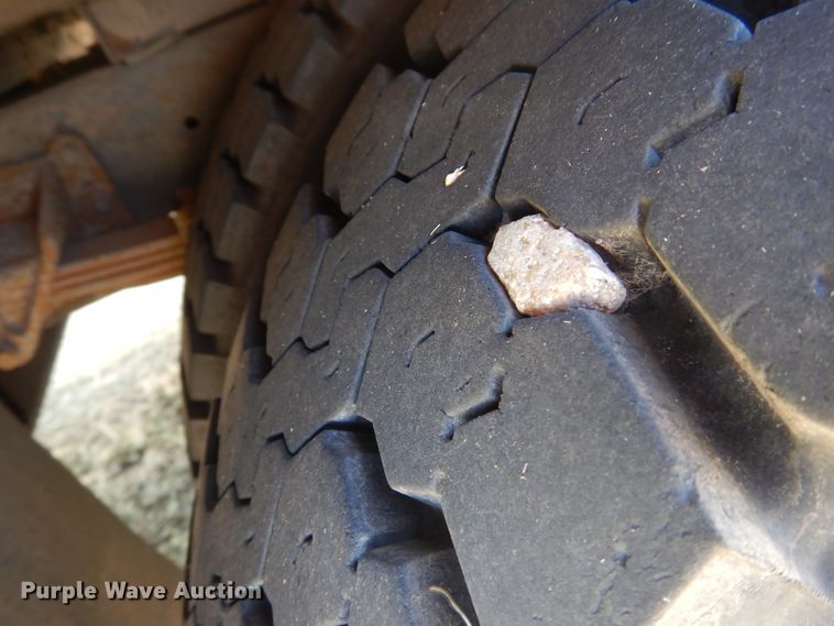 image for item HM9070 2004 Blue Bird All American FE  school bus