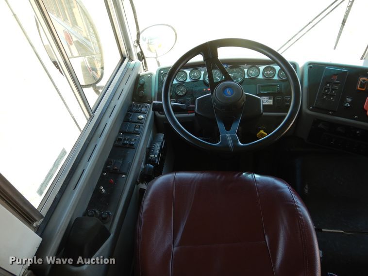 image for item HM9071 2002 Blue Bird All American  school bus