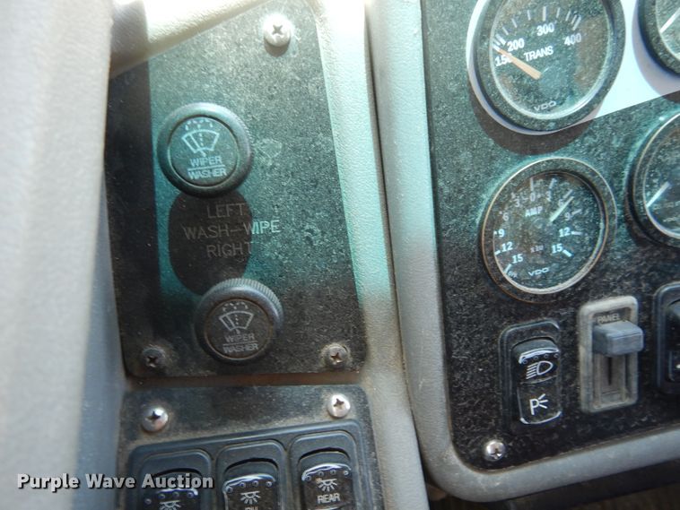 image for item HM9071 2002 Blue Bird All American  school bus