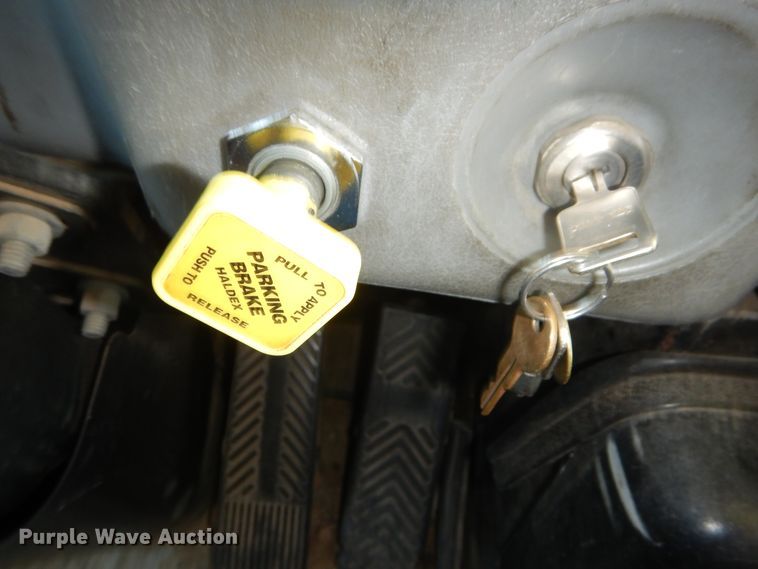 image for item HM9071 2002 Blue Bird All American  school bus