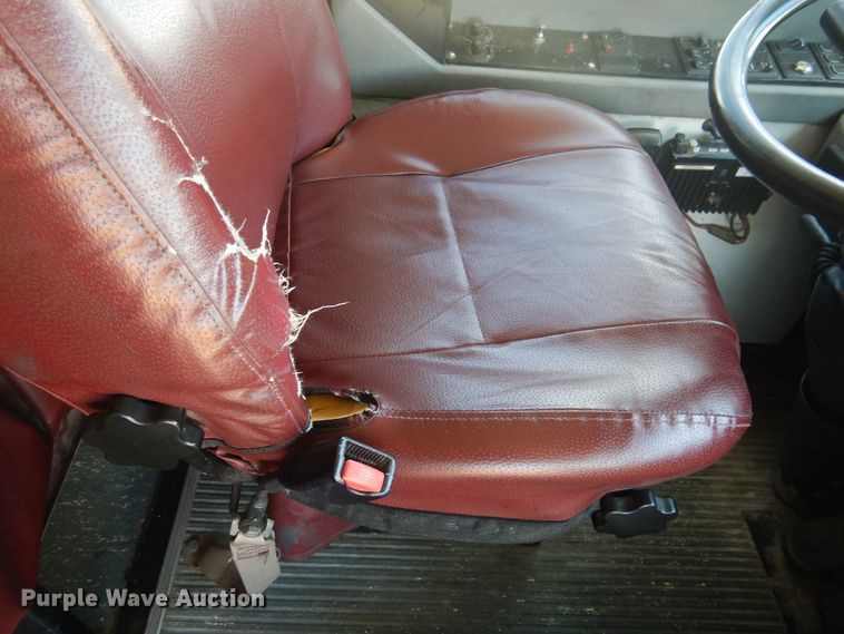 image for item HM9071 2002 Blue Bird All American  school bus