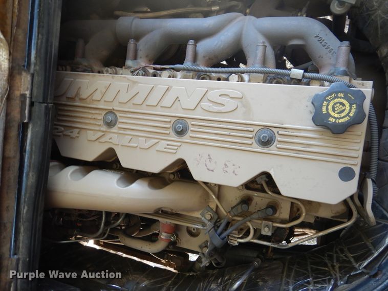 image for item HM9071 2002 Blue Bird All American  school bus