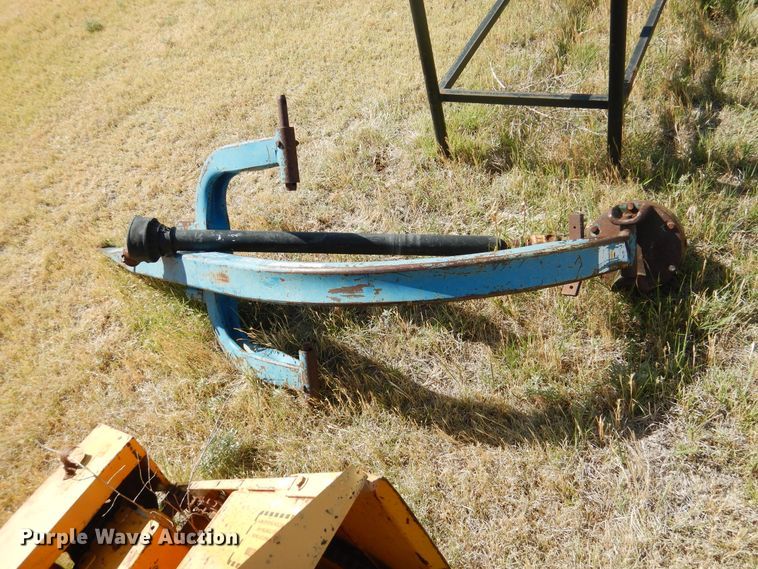 image for item HM9094 New Holland 906MD post hole auger