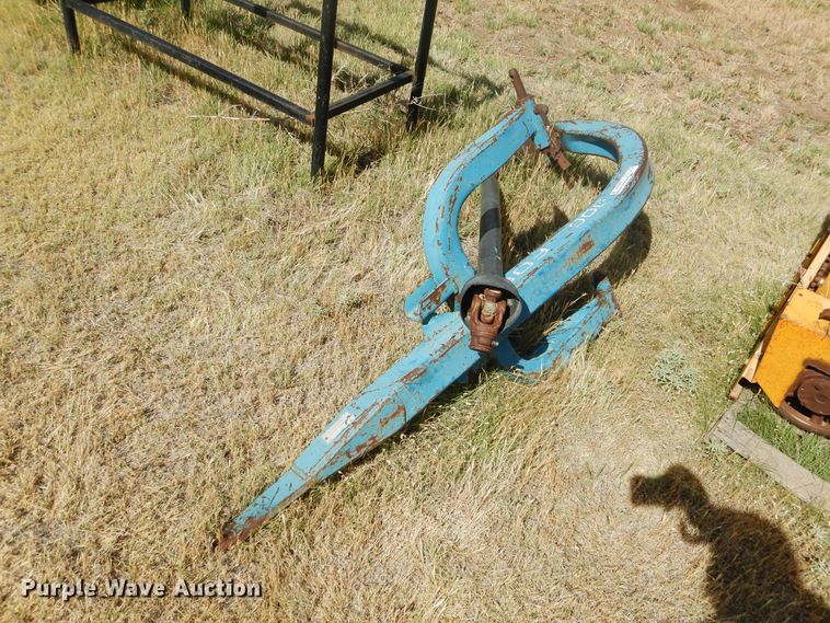 image for item HM9094 New Holland 906MD post hole auger