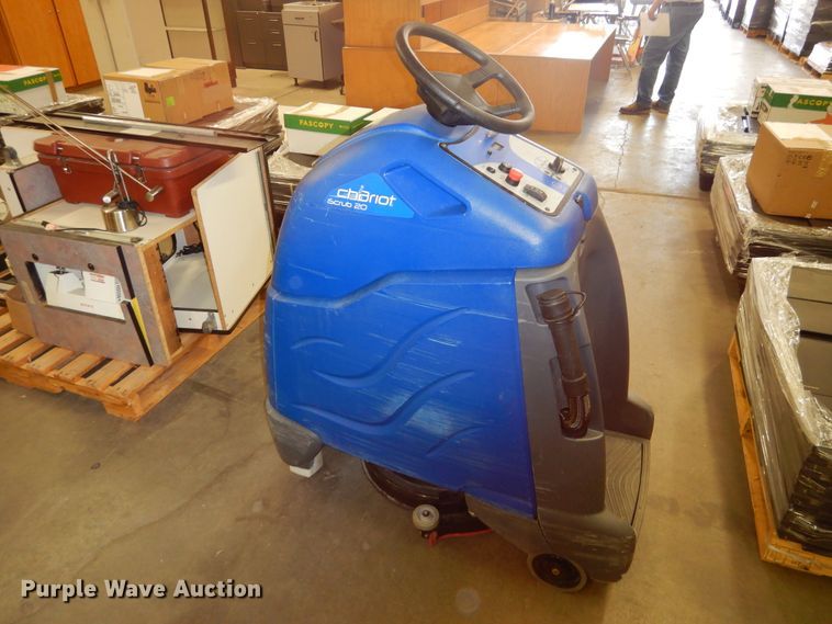 image for item HM9111 Chariot IScrub 20 floor buffer