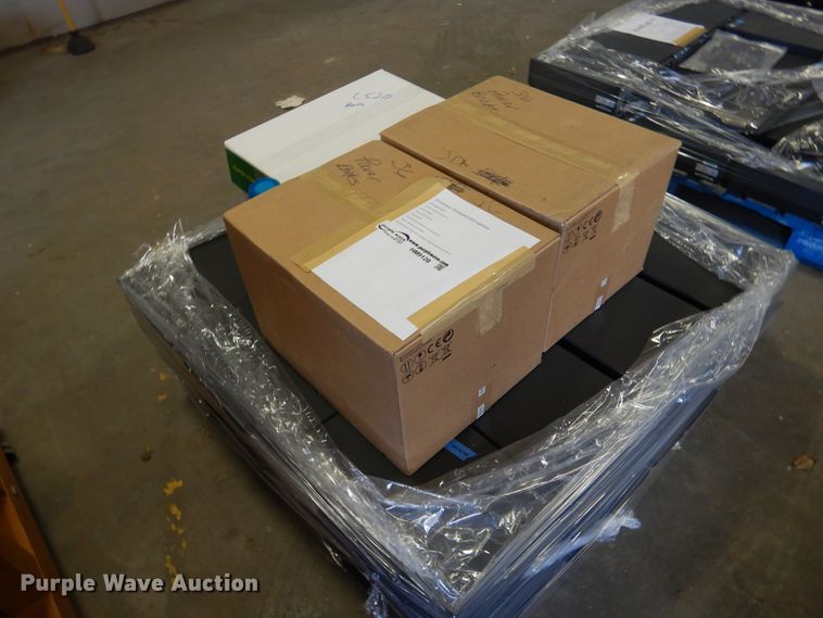 image for item HM9128 Approximately 72 Lenovo ThinkPad L520 laptops