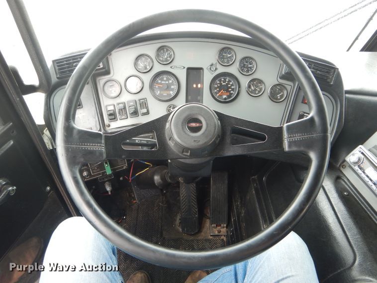 image for item HM9598 1998 Pierce  pumper fire truck