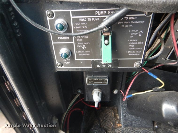 image for item HM9598 1998 Pierce  pumper fire truck