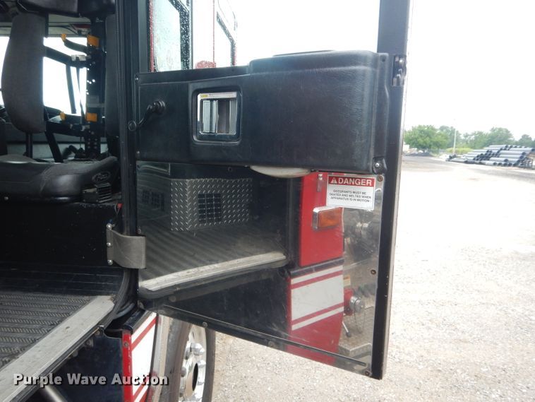 image for item HM9598 1998 Pierce  pumper fire truck