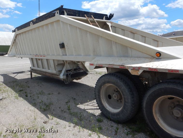 image for item HM9615 2010 Construction Trailer Specialist, Inc. BDT-40 bottom dump trailer