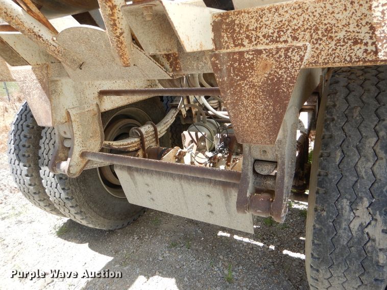 image for item HM9615 2010 Construction Trailer Specialist, Inc. BDT-40 bottom dump trailer