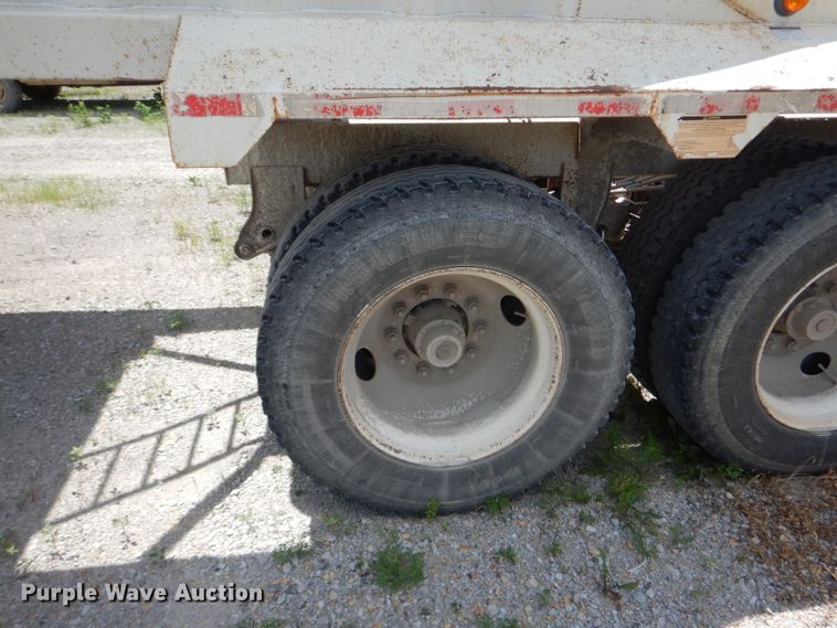 image for item HM9615 2010 Construction Trailer Specialist, Inc. BDT-40 bottom dump trailer