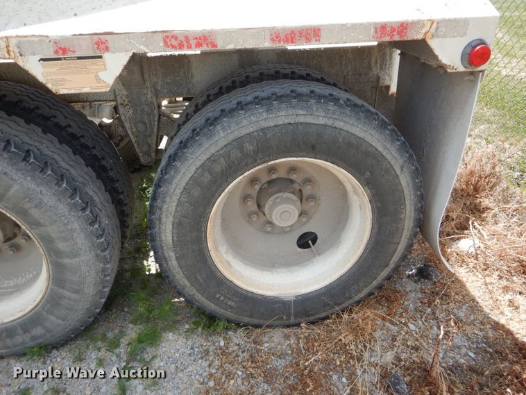 image for item HM9615 2010 Construction Trailer Specialist, Inc. BDT-40 bottom dump trailer