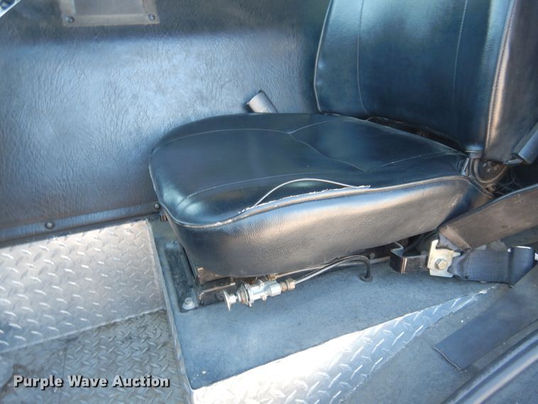 image for item HV9199 1989 Pierce Lance  pumper fire truck