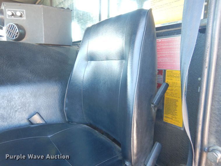 image for item HV9199 1989 Pierce Lance  pumper fire truck