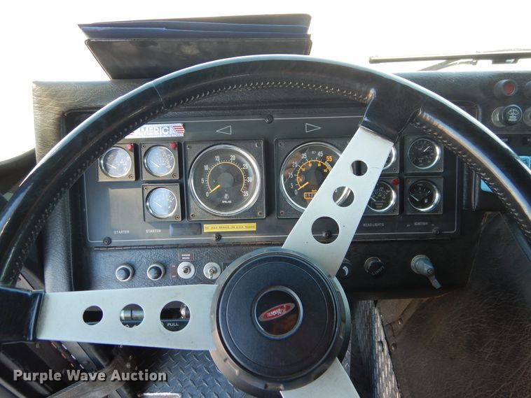 image for item HV9199 1989 Pierce Lance  pumper fire truck