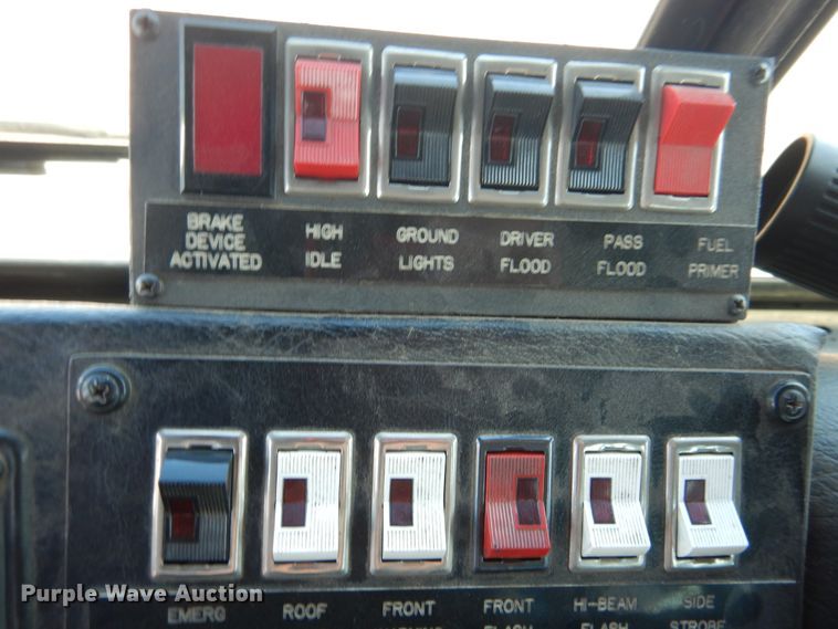 image for item HV9199 1989 Pierce Lance  pumper fire truck