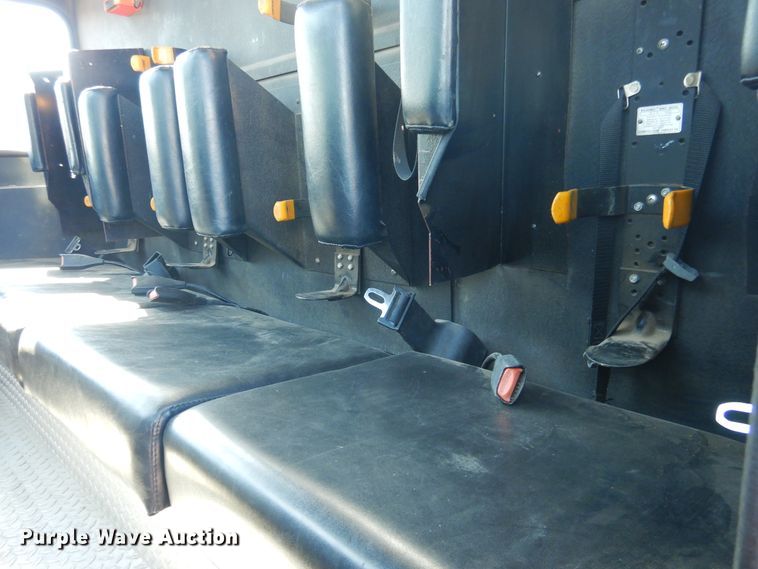 image for item HV9199 1989 Pierce Lance  pumper fire truck