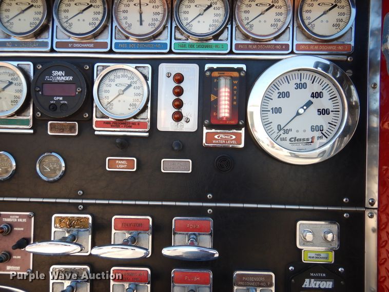 image for item HV9199 1989 Pierce Lance  pumper fire truck