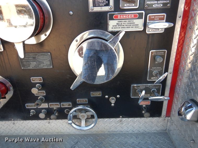 image for item HV9199 1989 Pierce Lance  pumper fire truck