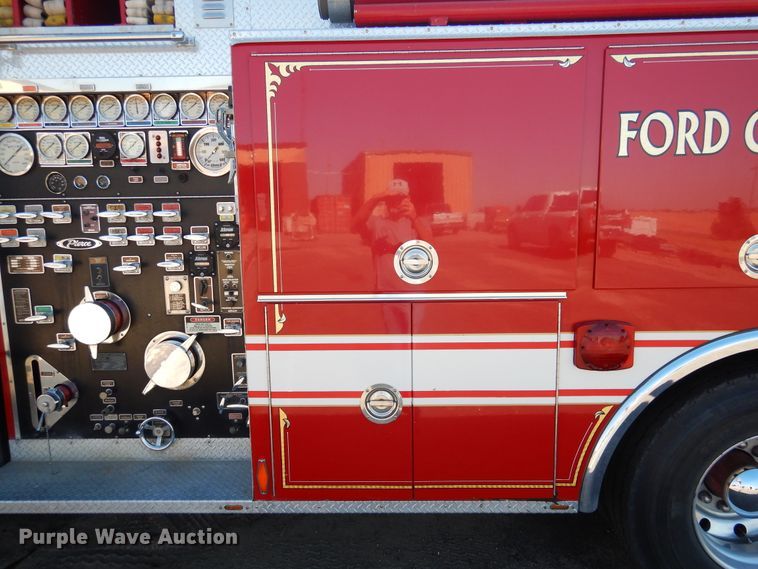 image for item HV9199 1989 Pierce Lance  pumper fire truck